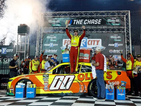 Manufacturer reference image: Sheldon Creed 2026 Ollie's Bristol Raced Win 1:24 ARC Diecast