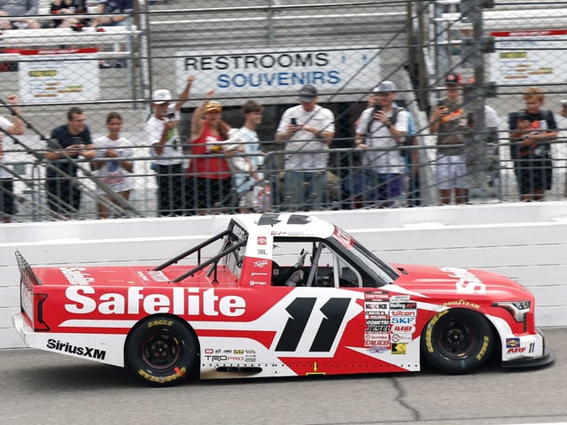 Manufacturer reference image: Kaden Honeycutt 2026 Safelite Richmond Raced Win 1:24 ARC Diecast