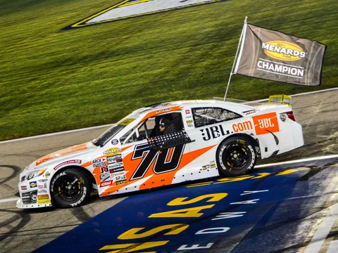 Manufacturer reference image: Thomas Annunziata 2026 JBL ARCA Champion Raced Version 1:24 ARC Diecast