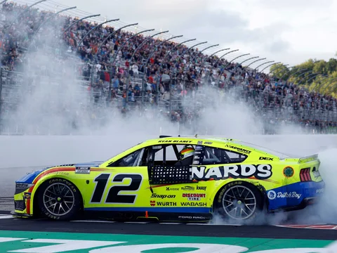 Manufacturer reference image: Ryan Blaney 2026 Dutch Boy/Menards New Hampshire Raced Win 1:24 ARC Diecast