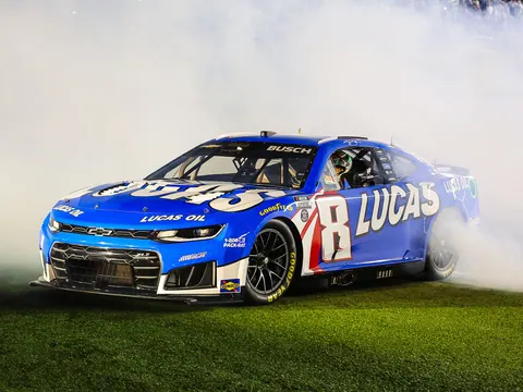 Manufacturer reference image: Brexton Busch Lucas Oil Kyle Busch Tribute Burnout 1:24 Elite Diecast