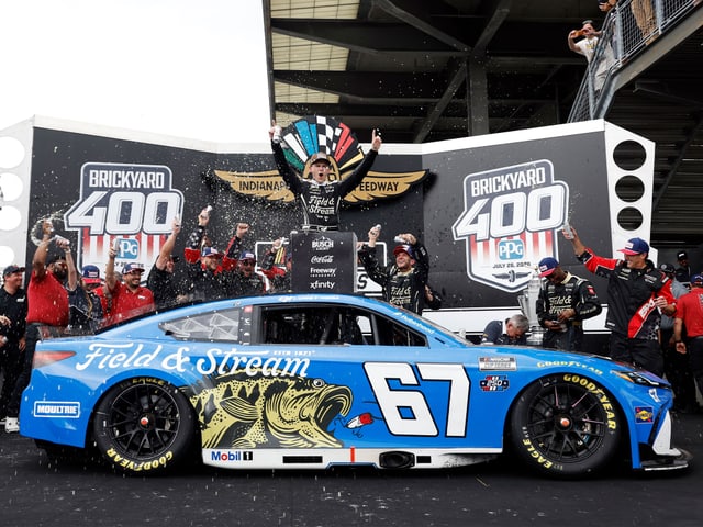 Manufacturer reference image: Corey Heim 2026 Field & Stream Indianapolis Raced Win 1:24 ARC Diecast