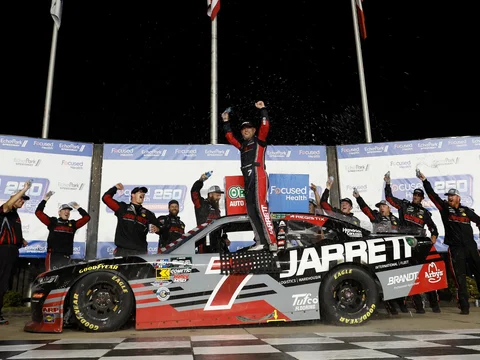 Manufacturer reference image: Justin Allgaier 2026 Jarrett Atlanta Raced Win 1:24 ARC Diecast