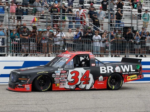 Manufacturer reference image: Layne Riggs 2026 Bare Knuckle Boxing New Hampshire Raced Win 1:24 ARC Diecast